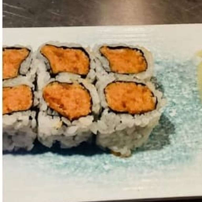 Savor Our Spicy Tuna Roll