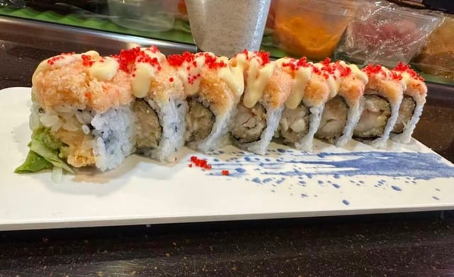 Twin Lobster Roll.