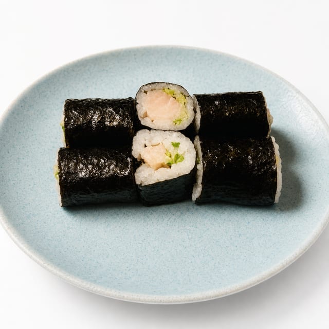Yellowtail Scallion Roll.